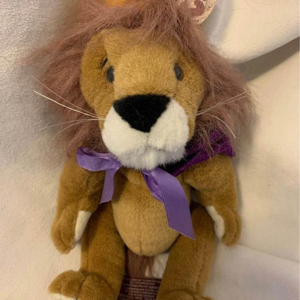 1993 TY Collectible “Sire” 12 Inch Lion with Movable Arms & Legs​​​​​​